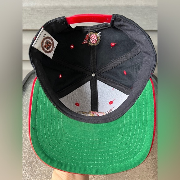 VINTAGE OTTAWA SENATORS SPORTS UNIVERSAL  SNAPBACK HAT NHL - Picture 7 of 10